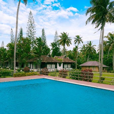 Paradise Heritage Resort Kumarakom Exterior photo